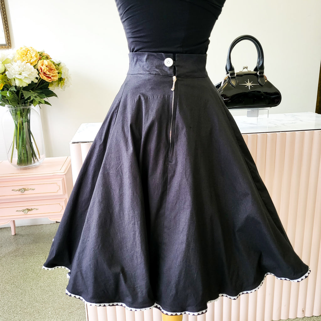 Lucy Bow Skirt Black